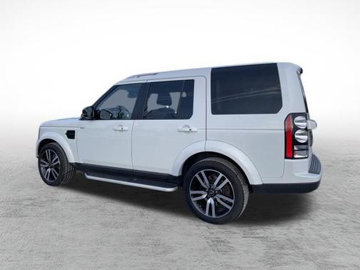 2016 Land Rover LR4 Base