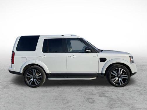 2016 Land Rover LR4 Base