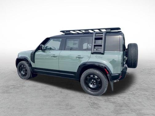 2026 Land Rover Defender P400 Trophy Edition Keswick