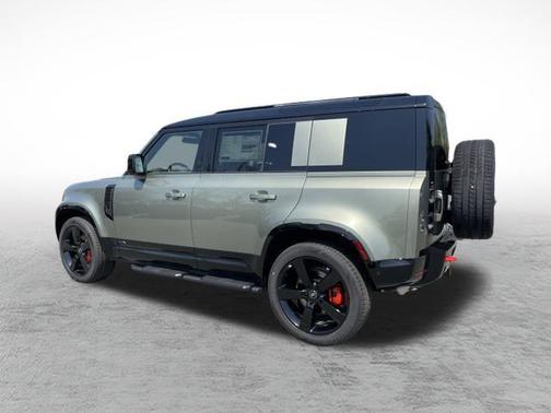 2025 Land Rover Defender 110 P400 X