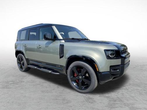 2025 Land Rover Defender 110 P400 X