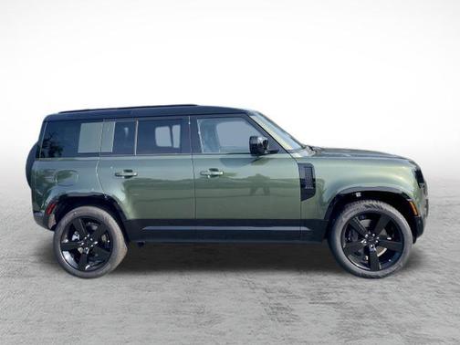 Woolstone Green 2026 Land Rover Defender P400 X-Dynamic SE