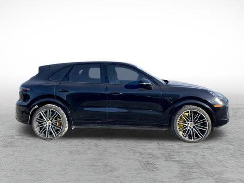 2021 Porsche Cayenne Cayenne Turbo S E-Hybrid