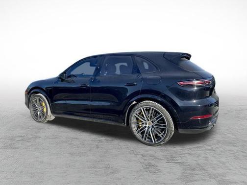 2021 Porsche Cayenne Cayenne Turbo S E-Hybrid