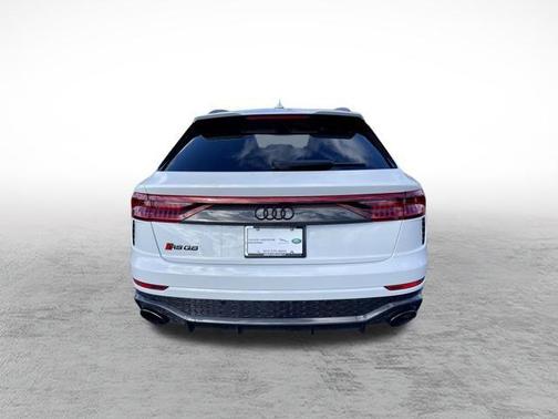 2024 Audi RS Q8 4.0T