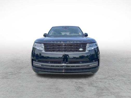 2025 Land Rover Range Rover P400 SE 7 Seat