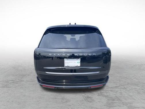 2025 Land Rover Range Rover P400 SE 7 Seat