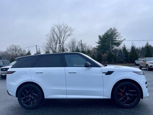 2023 Land Rover Range Rover Sport SE