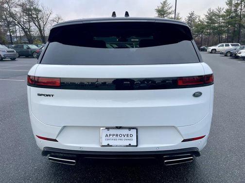 2023 Land Rover Range Rover Sport SE