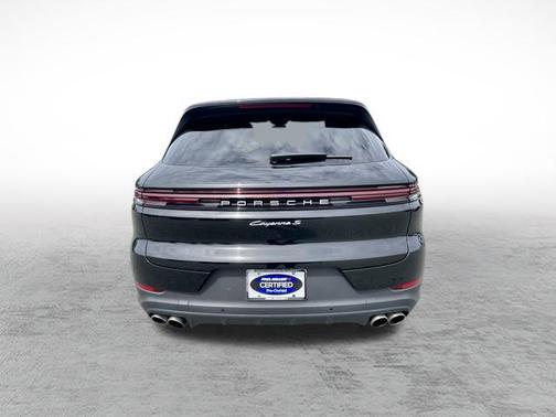 2024 Porsche Cayenne S