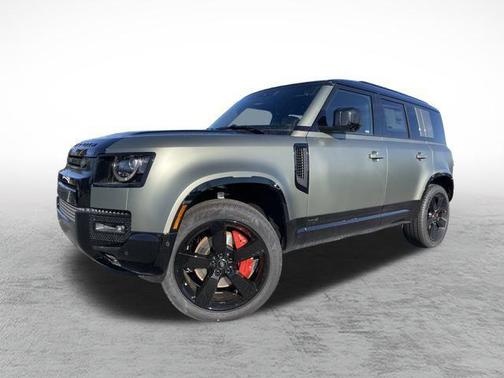 2025 Land Rover Defender 110 P400 X