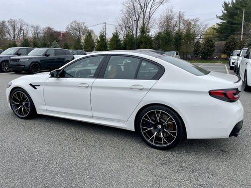 Alpine White 2023 BMW M5 Base