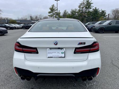 Alpine White 2023 BMW M5 Base