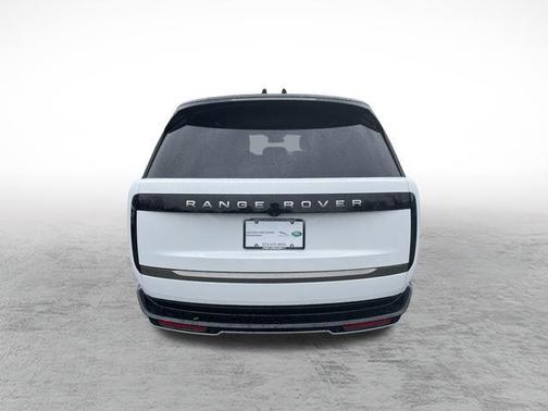 2025 Land Rover Range Rover P530 SE