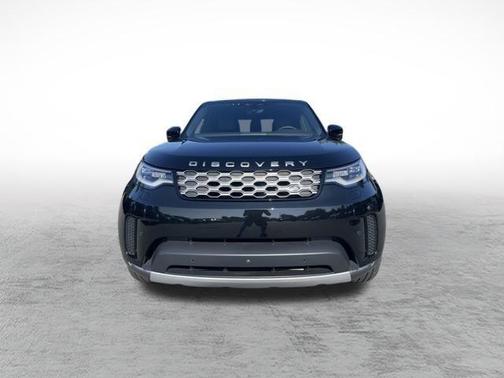 2025 Land Rover Discovery P300 S