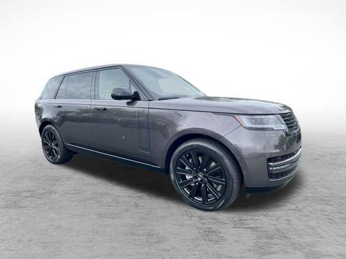 2025 Land Rover Range Rover P530 SE 7 Seat