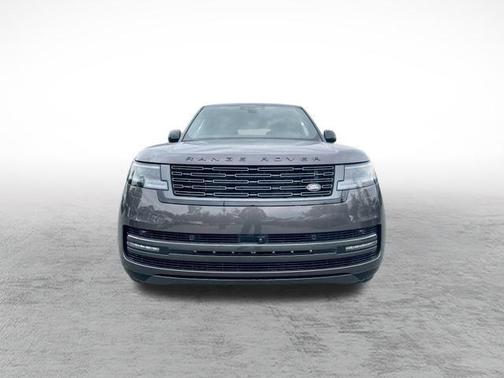 2025 Land Rover Range Rover P530 SE 7 Seat