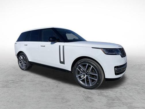 2026 Land Rover Range Rover P530 SE
