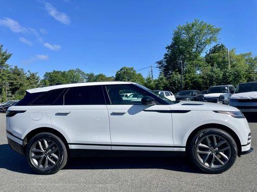 2026 Land Rover Range Rover Velar P250 SE R-Dynamic