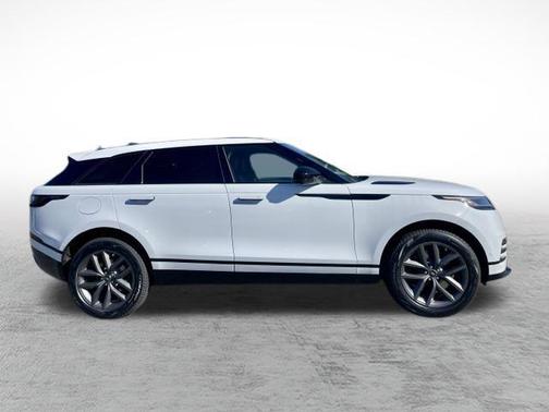 2026 Land Rover Range Rover Velar P250 SE R-Dynamic