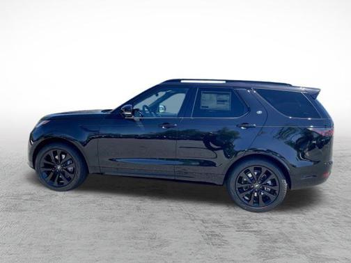 Santorini Black Metallic 2026 Land Rover Discovery Dynamic SE