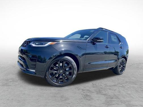Santorini Black Metallic 2026 Land Rover Discovery Dynamic SE