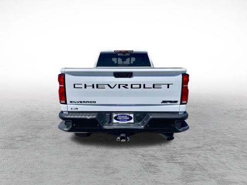 Summit White 2025 Chevrolet Silverado 2500 4WD Crew Cab Standard Bed ZR2