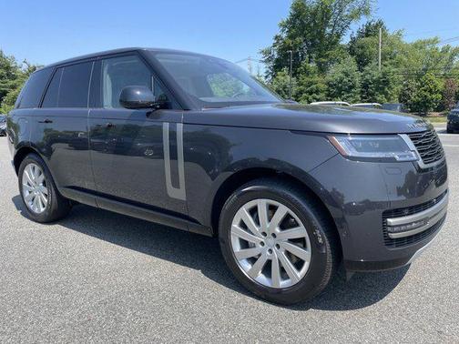 2025 Land Rover Range Rover P400 SE