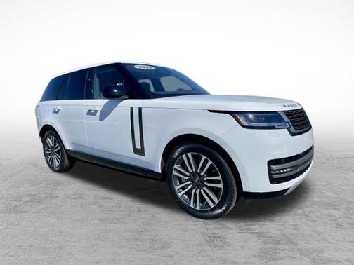 Fuji White 2023 Land Rover Range Rover P530 SE