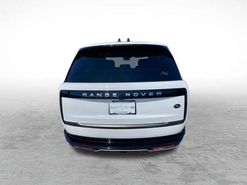 Fuji White 2023 Land Rover Range Rover P530 SE