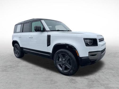 2025 Land Rover Defender 110 P400 X-Dynamic SE