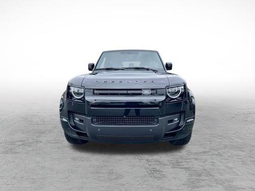 Santorini Black 2026 Land Rover Defender P400 X-Dynamic SE