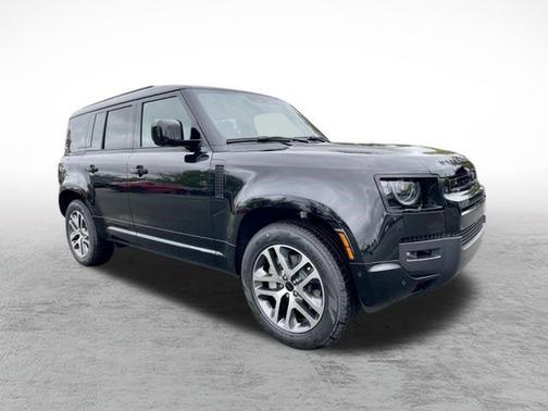 Santorini Black 2026 Land Rover Defender P400 X-Dynamic SE