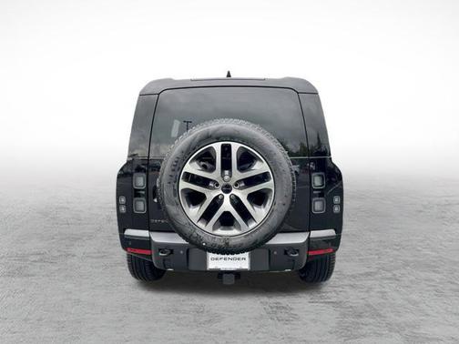Santorini Black 2026 Land Rover Defender P400 X-Dynamic SE