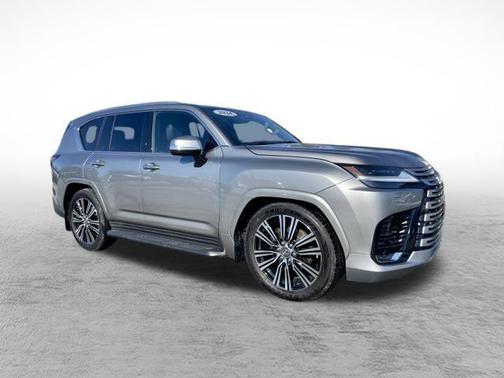 2025 Lexus LX 600 Luxury