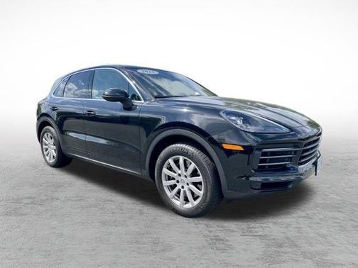 2023 Porsche Cayenne Base