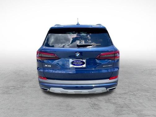 Phytonic Blue Metallic 2022 BMW X5 xDrive40i