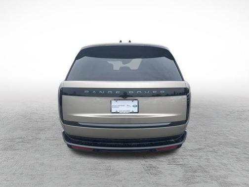 2025 Land Rover Range Rover P530 SE