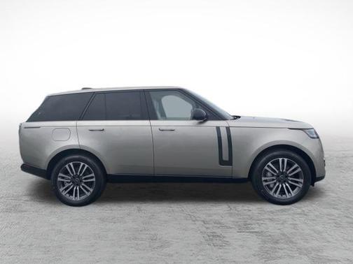 2025 Land Rover Range Rover P530 SE