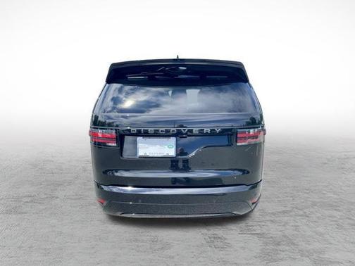 Santorini Black Metallic 2025 Land Rover Discovery P300 Dynamic SE