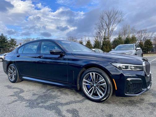 2022 BMW 750 i xDrive