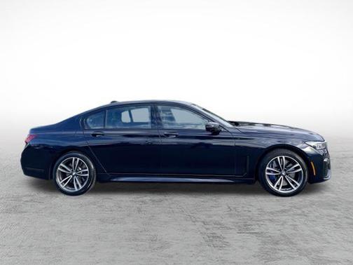 2022 BMW 750 i xDrive