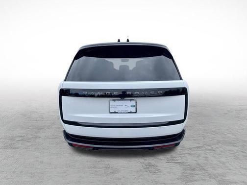 2025 Land Rover Range Rover P530 SE 7 Seat