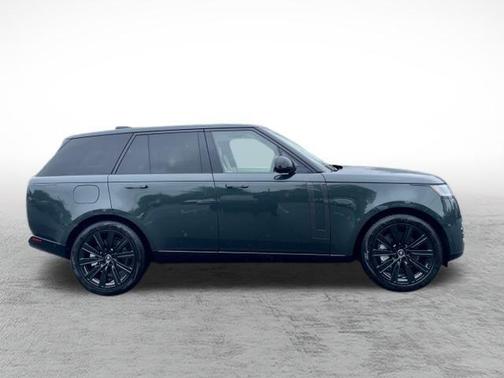 2025 Land Rover Range Rover P530 SE