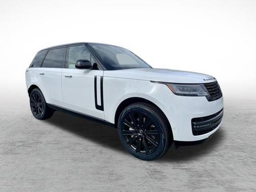 2025 Land Rover Range Rover P530 SE