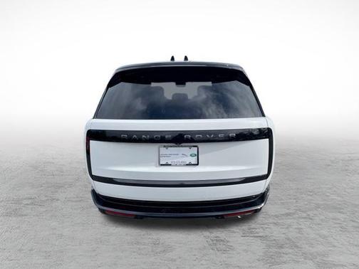2025 Land Rover Range Rover P530 SE