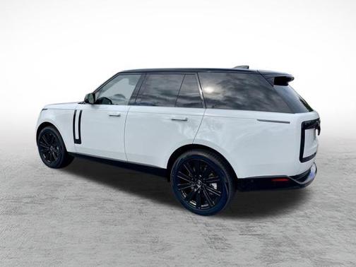 2025 Land Rover Range Rover P530 SE