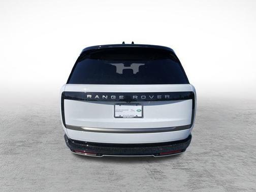 2025 Land Rover Range Rover P530 SE 7 Seat
