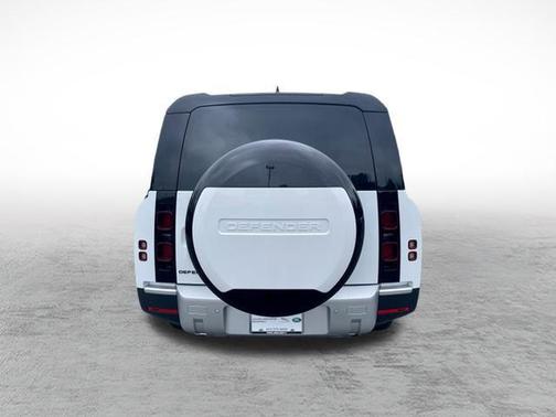 2025 Land Rover Defender 130 P300 S