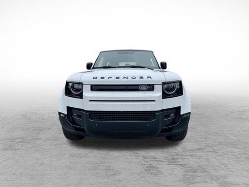 Fuji White 2026 Land Rover Defender P400 X-Dynamic SE